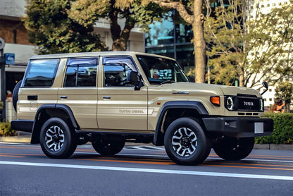 70 Series Land Cruiser Decal Body Stripe Kit (Kagoshima) - 76 Series (2007-)