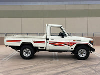 70 Series Land Cruiser Decal Body Stripe Kit (Tenterfield) - 75 Series Single Cab (1985-1999)